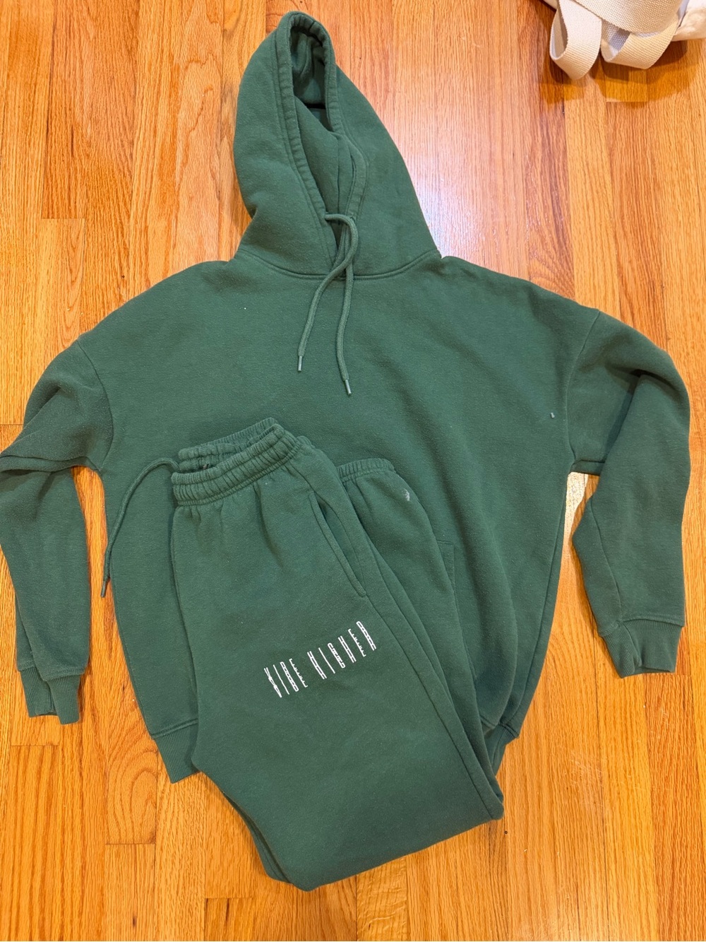 PrettyLittleThing Kids Forest Green Hoodie & Joggers Set